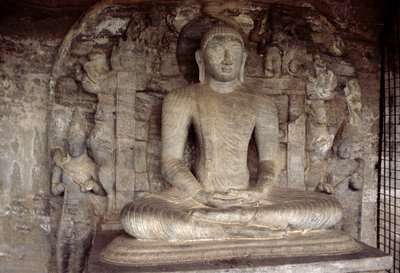 Sitzender Buddha, Vijjadhara-Höhle, Gal Vihara von Sri Lankan